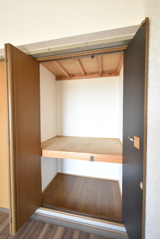 物件内観写真16　(シューズボックス)