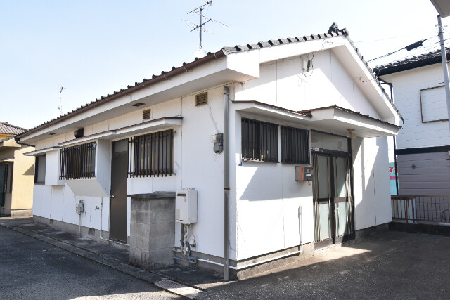 東様貸家２