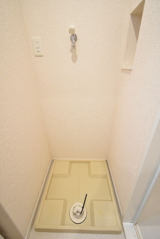 物件内観写真18　(洗濯機置き場)