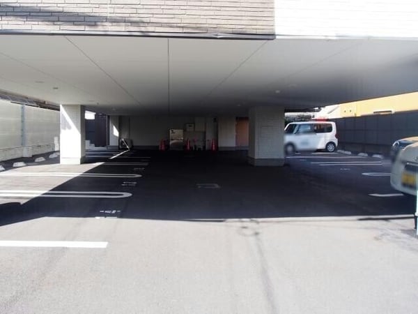駐車場(駐車場)