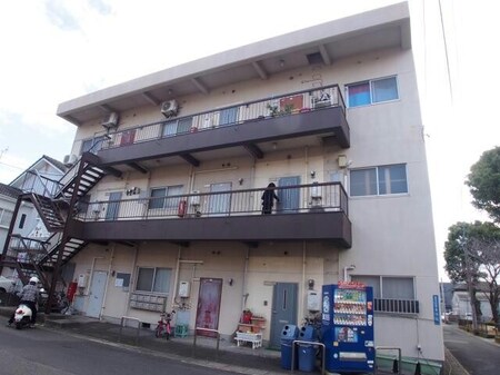平和マンション外観写真
