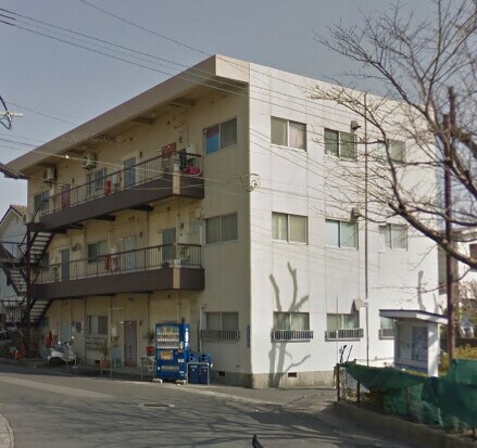 平和マンションの物件外観写真