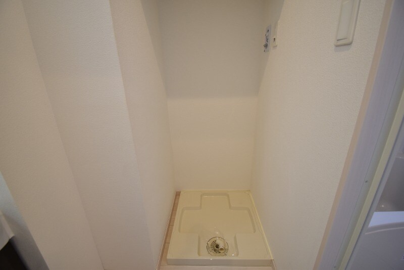 物件内観写真22　(洗濯機置き場)