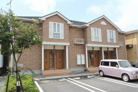 クイーン　Ｄ棟外観写真