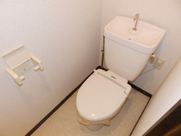トイレ(同一タイプ部屋写真)