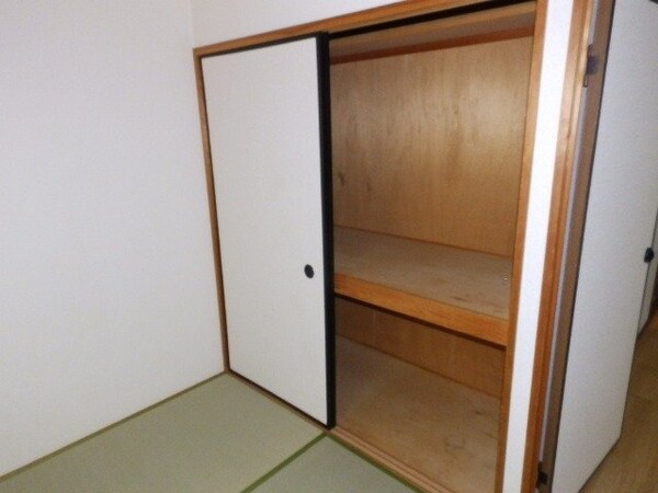 収納(同一タイプ部屋写真)