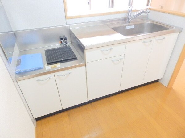 キッチン(同型参考写真)
