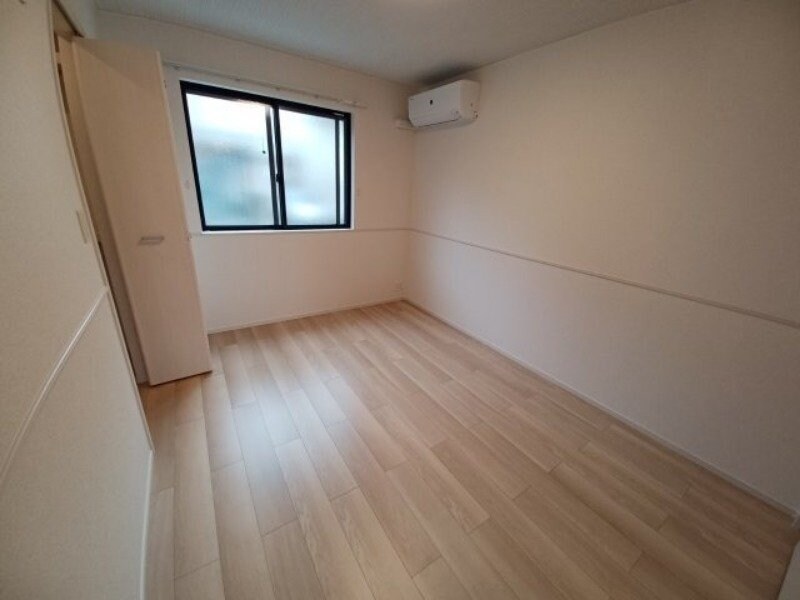 物件内観写真14　(同タイプの部屋写真です。)