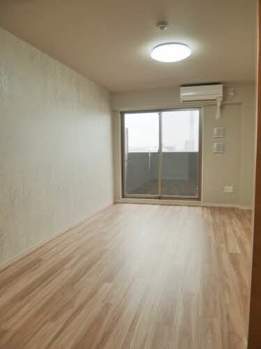 物件内観写真5　(同物件別部屋の写真です)