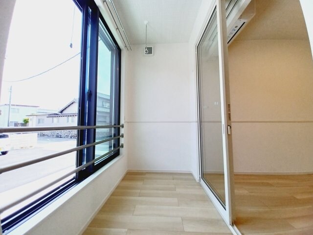 物件内観写真11　(同タイプの部屋写真です。)