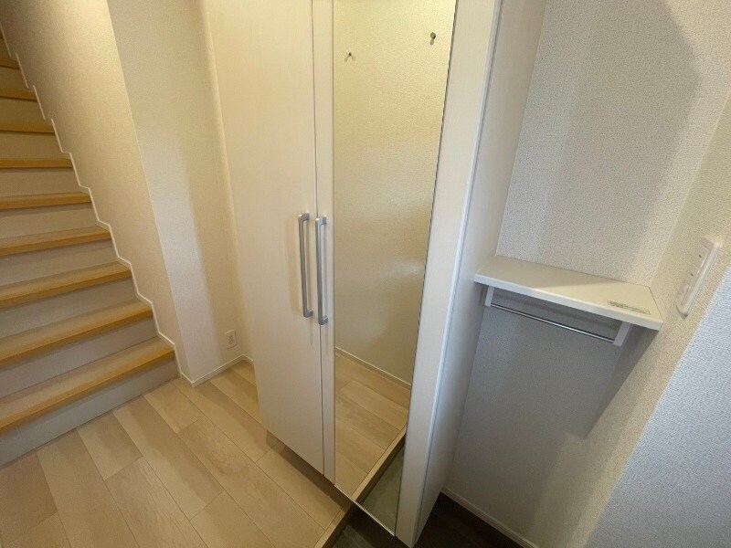 物件内観写真9　(※同型別部屋写真)