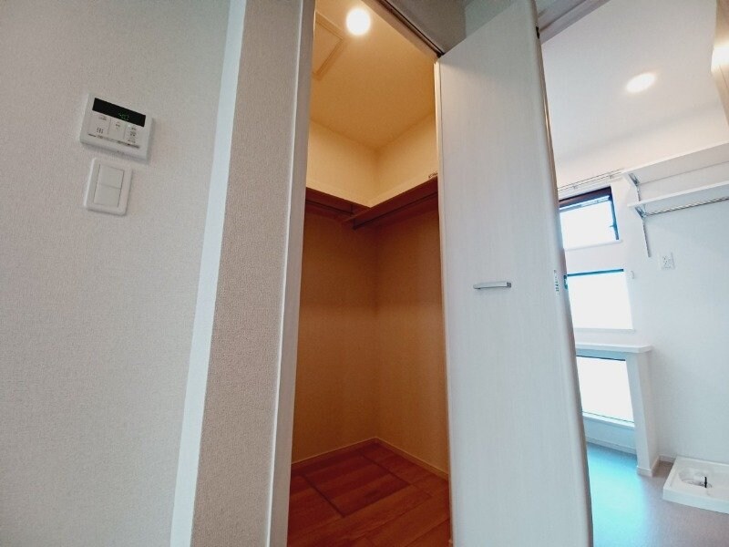 物件内観写真10　(同型参考写真)