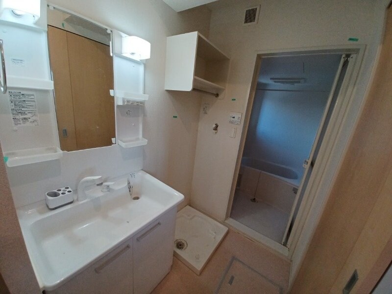 洗面所(同物件別室画像)