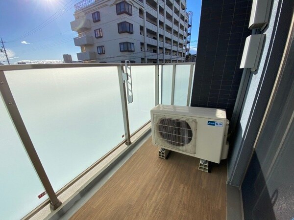 バルコニー(同物件参照写真)