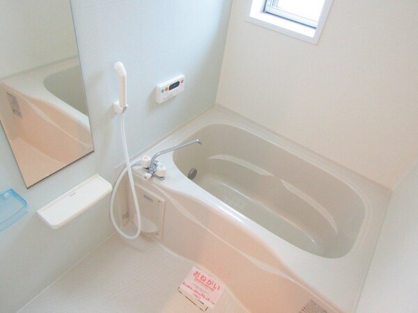 バス／シャワールーム等(同タイプ部屋写真です。)