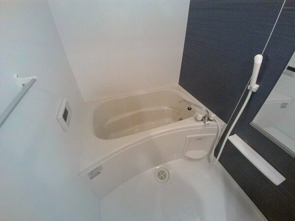 バス／シャワールーム等(同型物件別部屋のお写真になります)