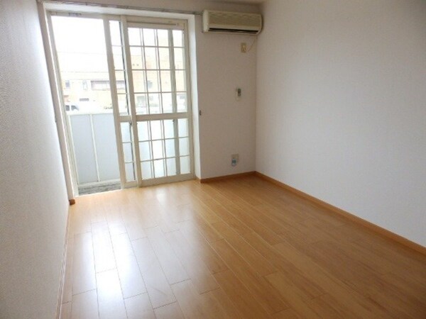 居室・リビング(同型タイプのお写真です。)