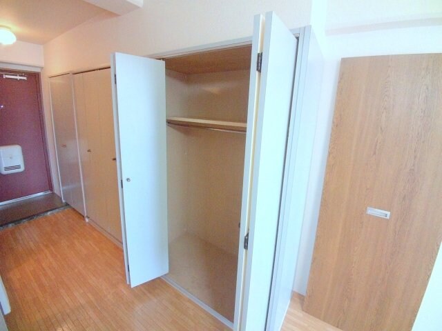 物件内観写真10　(収納)