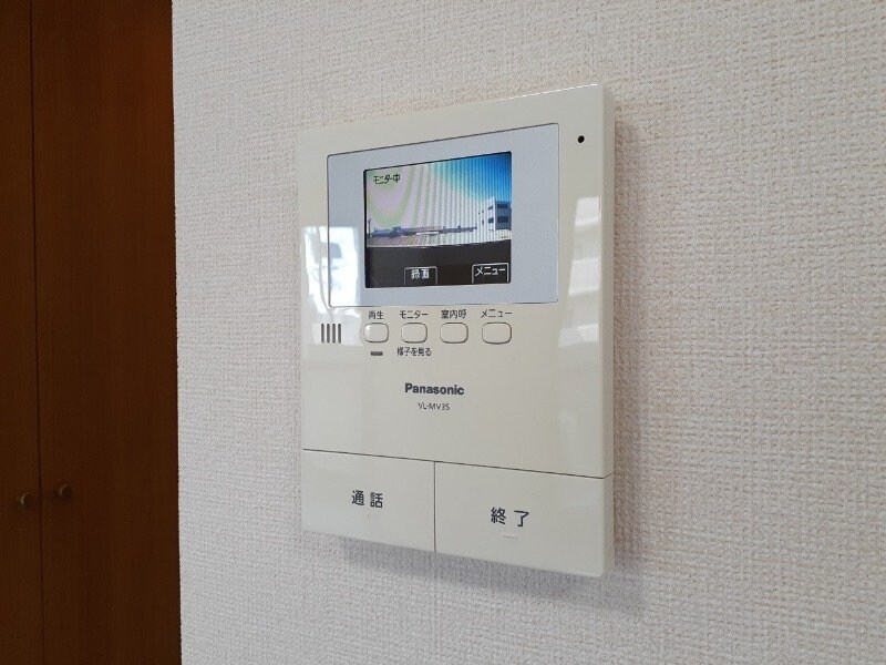 物件内観写真14　(モニター付きインターホンで安心。)