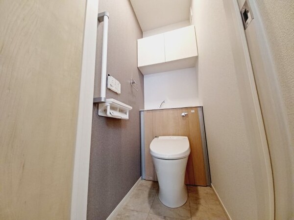 トイレ(同タイプの部屋写真です)