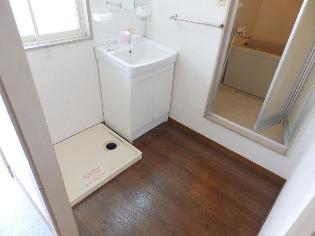 物件内観写真17　(同型参考写真です。)