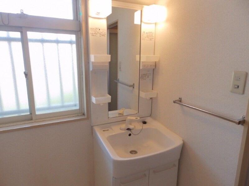 物件内観写真23　(同型参考写真です。)