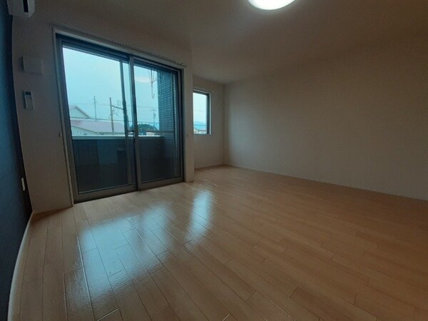 その他(別部屋写真です)
