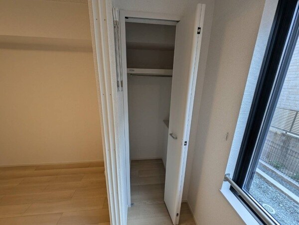 その他(同型タイプの画像)