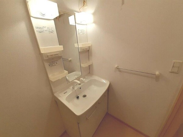 洗面所(同物件別部屋の物です。)