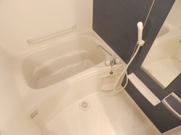 バス／シャワールーム等(同物件別部屋のお写真です。)