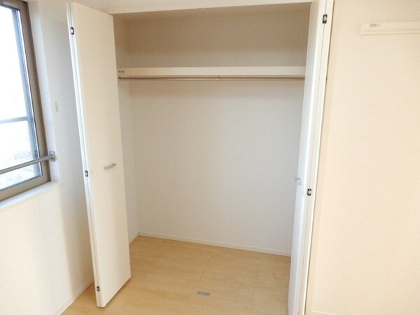 収納(同タイプ部屋写真です。)