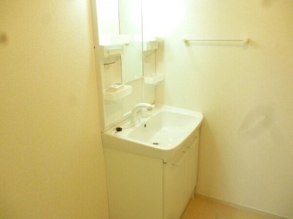 洗面所(同型写真)