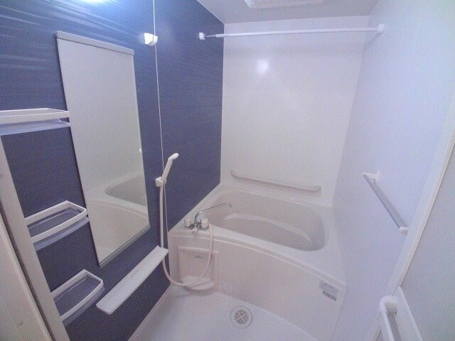 物件内観写真8　(同物件別室の画像です)