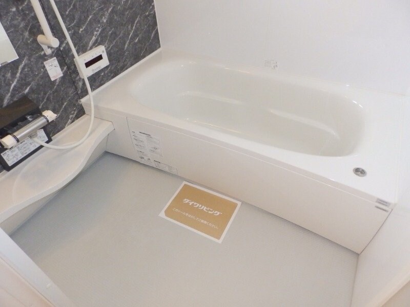 物件内観写真6　(同型別室のお写真です)