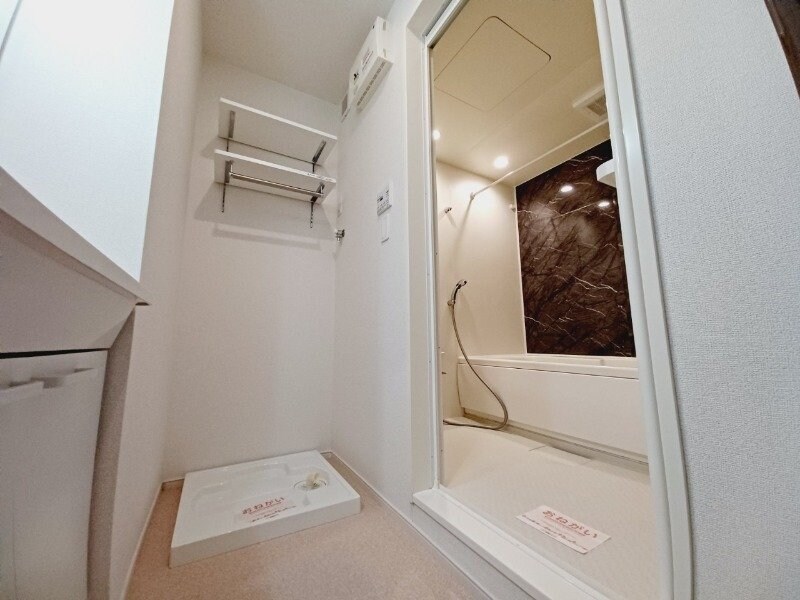 物件内観写真10　(同型参考写真です。)