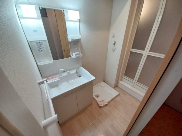 洗面所(同タイプ部屋写真です。)