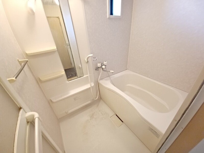 物件内観写真8　(同物件参照写真)