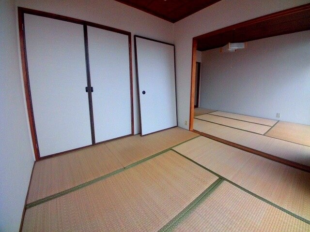 物件内観写真18　(同物件別部屋写真)