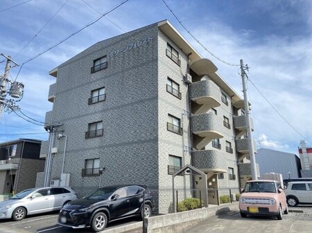 グリーンフォレスト外観写真
