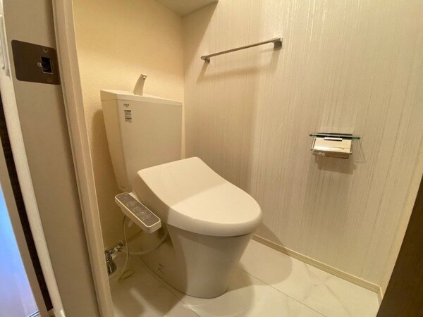 トイレ(同一物件別室写真)