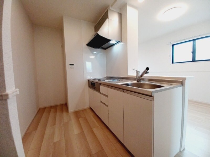 物件内観写真17　(同タイプの部屋写真です。)