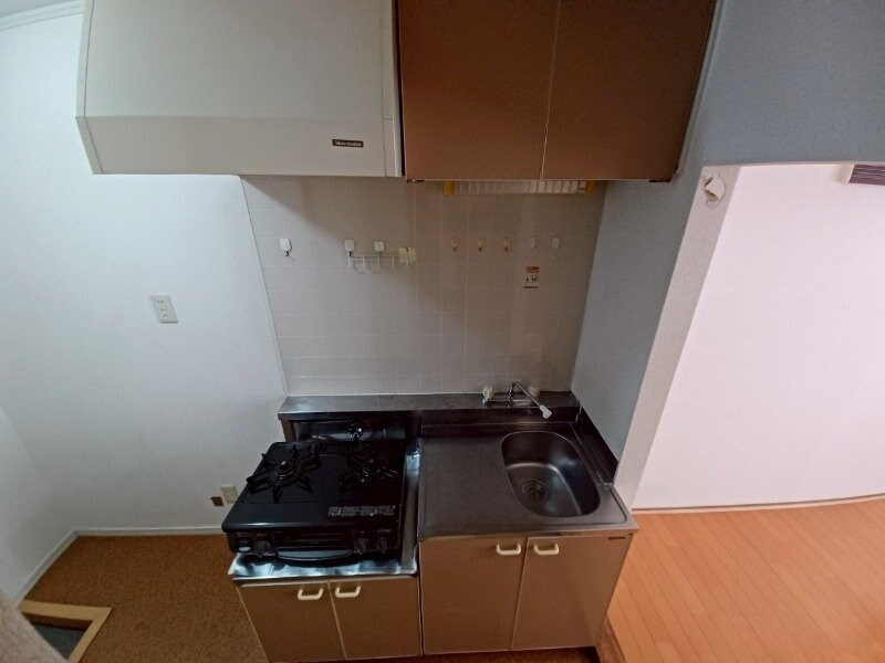 物件内観写真8　(2口コンロ設置可)