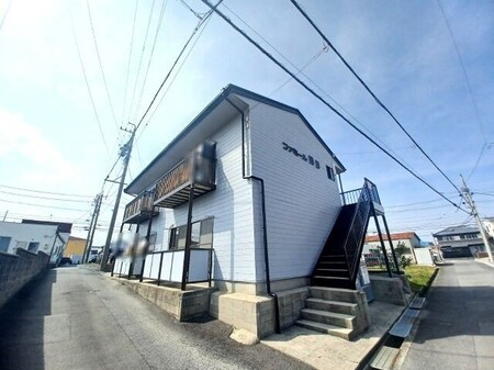 ファミール岡田外観写真