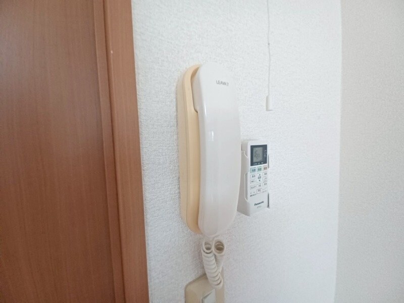 物件内観写真17　(インターホン付)