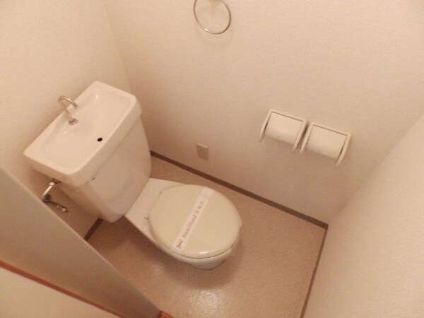 トイレ(同物件別室写真)
