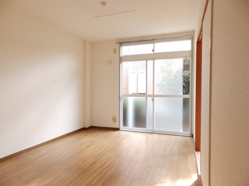 物件内観写真22　(同物件別室画像)