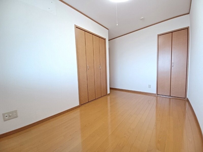 物件内観写真18　(同物件別室画像)