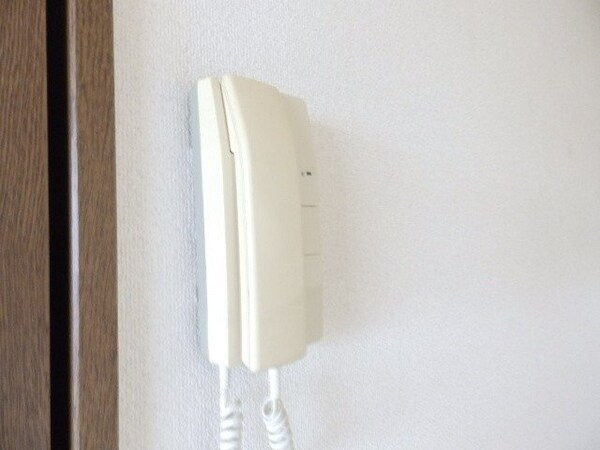 セキュリティ(同じ物件、別部屋の写真です)