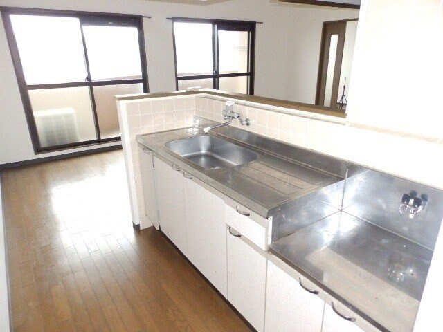 物件内観写真17　(同じ物件、別部屋の写真です)