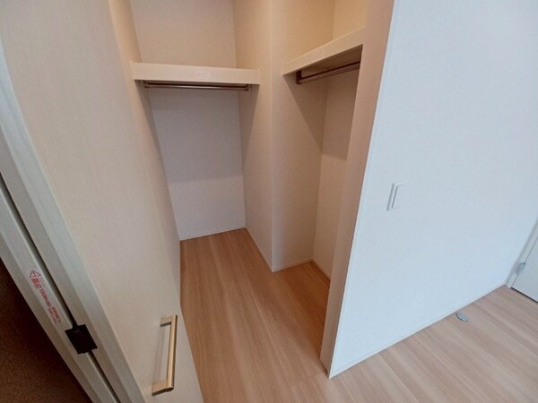 収納(同型参考写真)